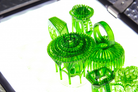 Изображение Фотополимер FlashForge Castable, зеленый, 500 мл в интернет-магазине 3DSYSTEM в Санкт-Петербурге